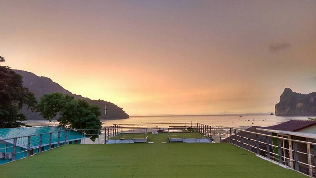The Beacha Club Hotel Phiphi-szigetek Kültér fotó